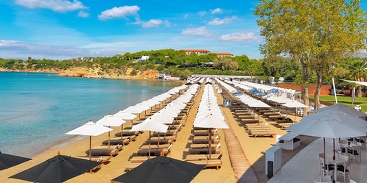 Ανοίγουν το Σάββατο οι οργανωμένες παραλίες –  Οι κανόνες λειτουργίας