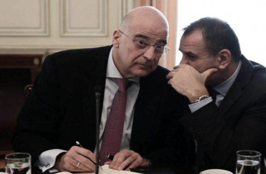 Η (όψιμη) αυτοκριτική Δένδια: Από τις Πρέσπες στον Έβρο