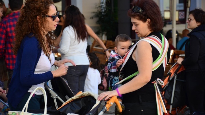 Εγκρίθηκε κονδύλι για την καταβολή του επιδόματος γέννησης – Ποιους αφορά