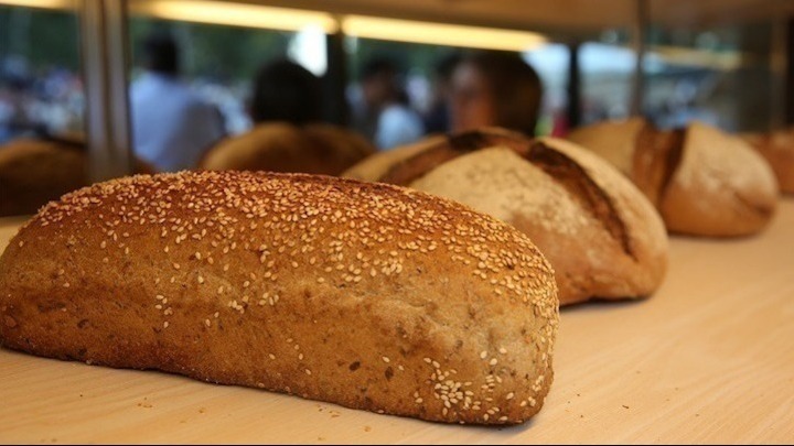 «Μάννα εξ ουρανού» το τριήμερο του Αγίου Πνεύματος για τους αρτοποιούς