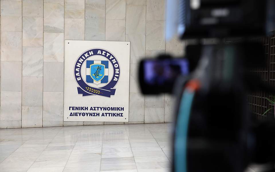 Στο φως κύκλωμα διαφθοράς στην ΕΛ.ΑΣ- Αξιωματικοί και δικηγόροι σε σύστημα “προστασίας”