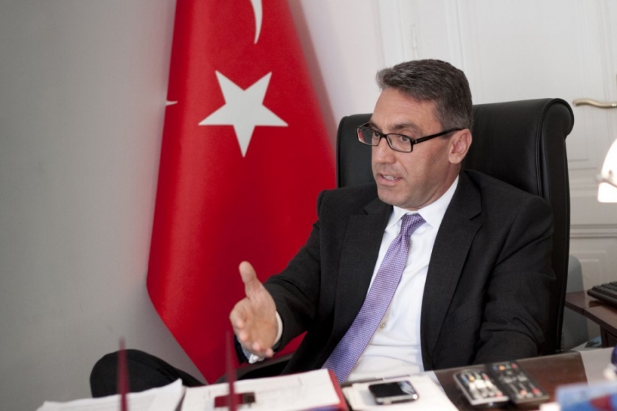 Ο Τούρκος πρέσβης προειδοποιεί για έρευνες και γεωτρήσεις εντός ελληνικής υφαλοκρηπίδας