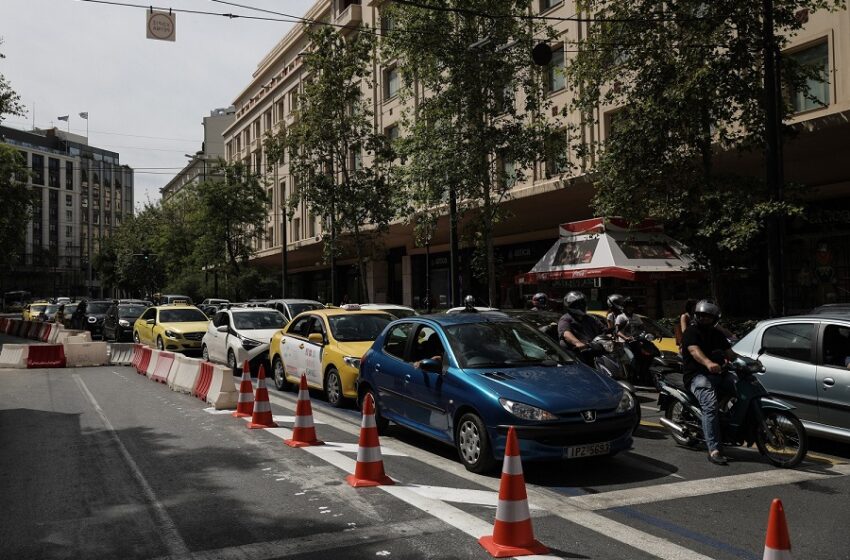 Η “Μεγάλη Ταλαιπωρία”- Η κίνηση στο κέντρο σε πραγματικό χρόνο (live)- Ποιες περιοχές να…