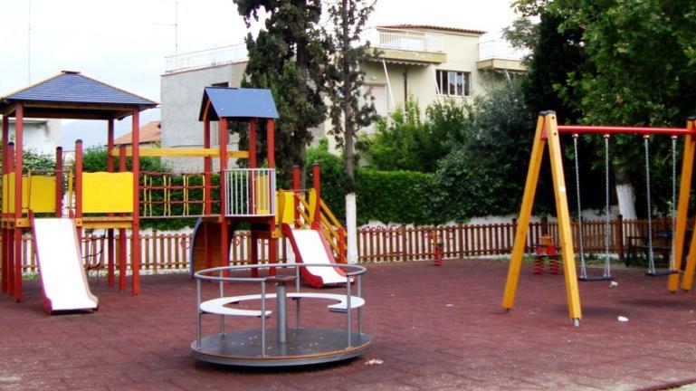 Ανοίγουν πάλι οι παιδικές χαρές
