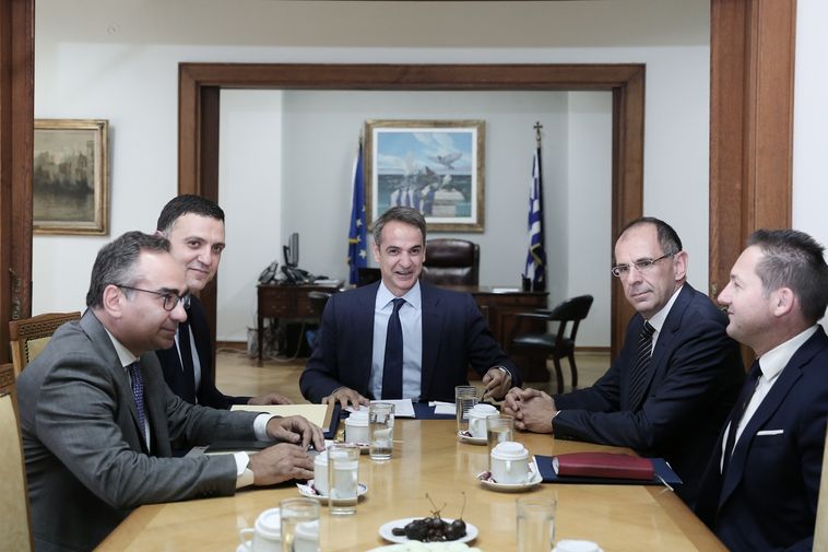 Γεραπετρίτης “αδειάζει” Πέτσα και …τούμπαλιν για τον ανασχηματισμό