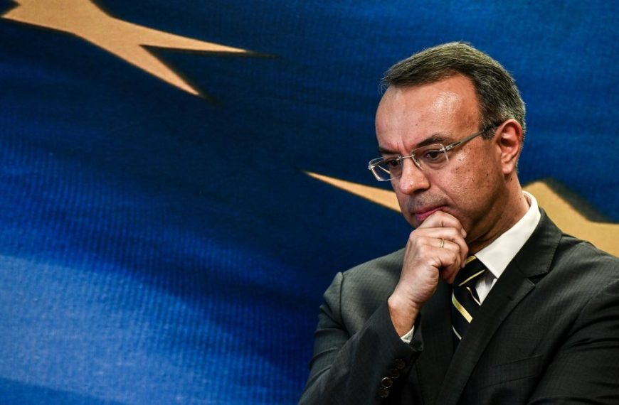 Λίστα Πέτσα: Σταϊκούρα και Initiative Media επιδιώκει να φέρει στην Επιτροπή Θεσμών&hellip;