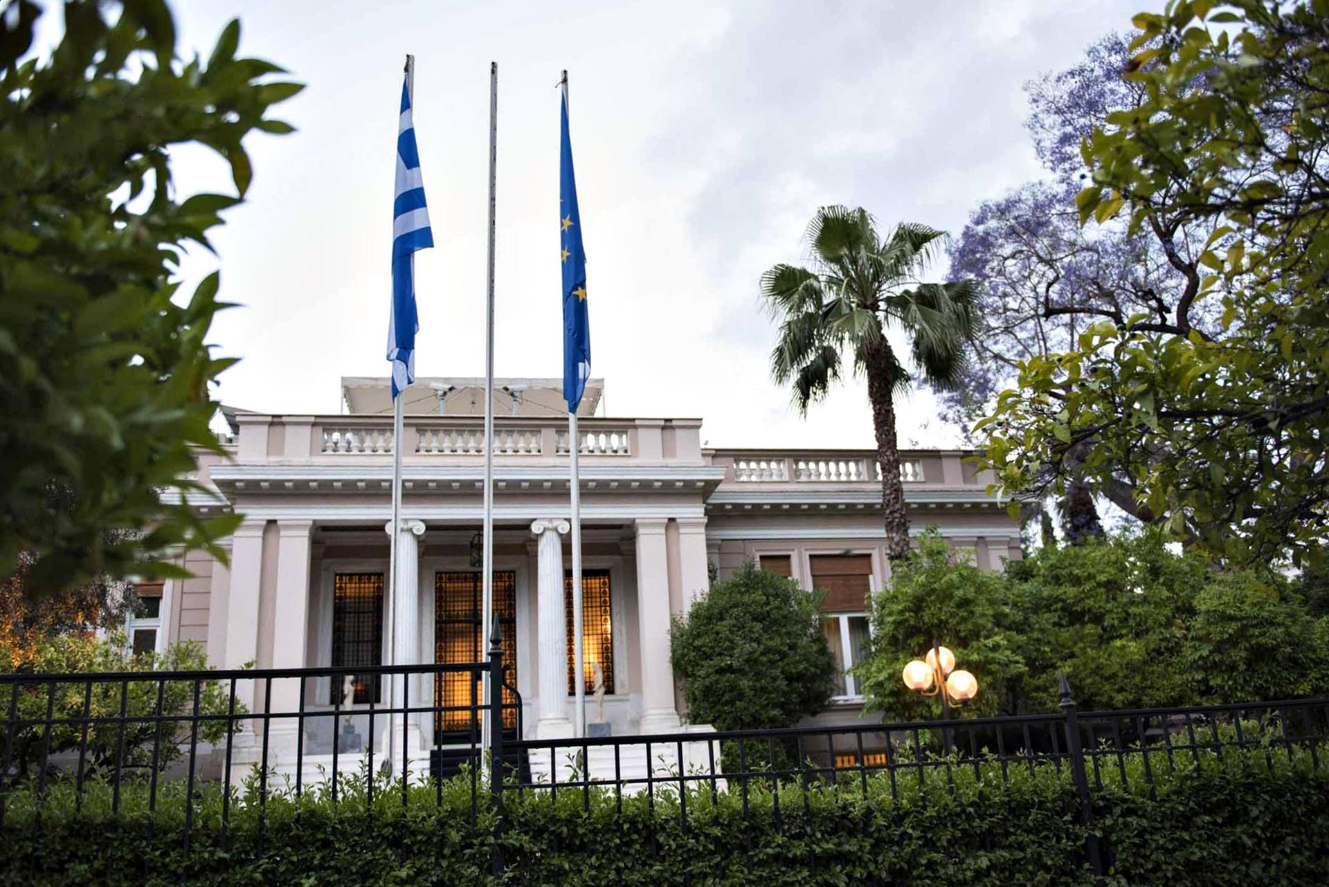 Ποιο “κόλπο” μελετούν στο Μαξίμου για “bypass” της καμπάνιας Πέτσα- Αναβρασμός μετά τις παρεμβάσεις…