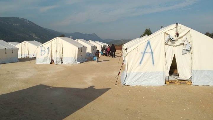 Παρατείνεται ως τις 5 Ιουλίου ο περιορισμός κυκλοφορίας στις δομές Ριτσώνας, Μαλακάσας και Κουτσόχερου