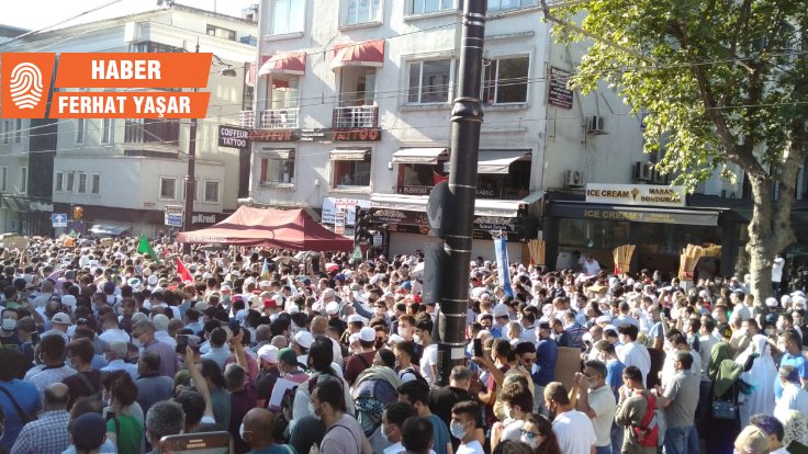 Αγιά Σοφιά ΤΩΡΑ: Πλήθος κόσμου στην πρώτη μουσουλμανική προσευχή