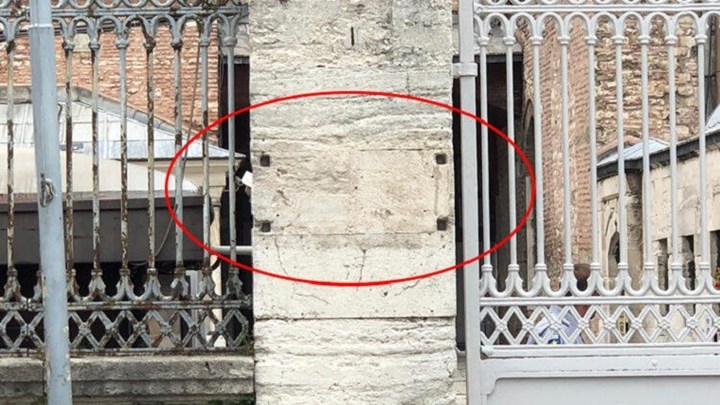 Αγιά Σοφιά: Οι Τούρκοι ξήλωσαν την πινακίδα του “μουσείου”