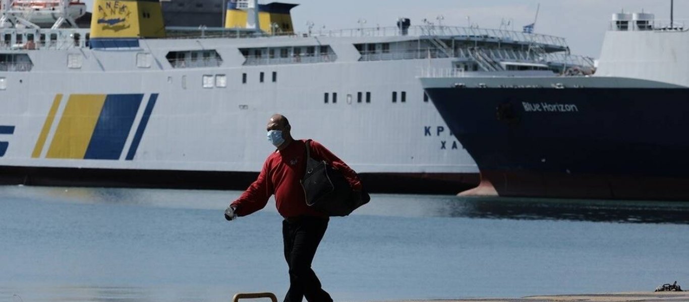 Covid 19: Ο φόβος για τους τουρίστες του Αυγούστου- Σκέψεις για νέα μέτρα και…