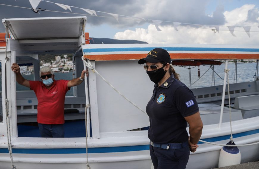 Στο τραπέζι σχέδιο για μικρά lockdown τύπου Πόρου- Την Δευτέρα οι αποφάσεις