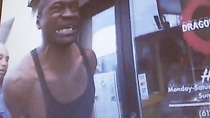 Τζορτζ Φλόιντ: Νέο συγκλονιστικό βίντεο – “Σας παρακαλώ, μην με πυροβολήσετε”