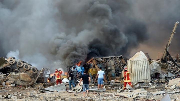 Εκρήξεις στη Βηρυτό: Τουλάχιστον 100 νεκροί και 4.000 τραυματίες – Ανατινάχθηκαν 2.750 τόνοι νιτρικού αμμωνίου