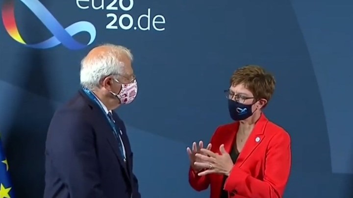 Αποκαλυπτικός διάλογος Μπορέλ – Καρενμπάουερ για τα ελληνοτουρκικά με ανοιχτό μικρόφωνο