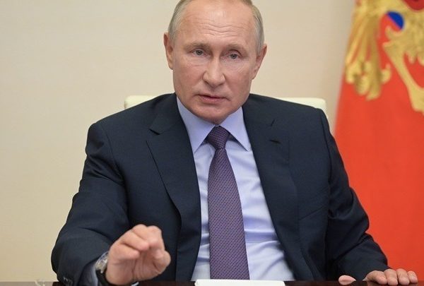 Bloomberg: “Η Ρωσική οικονομία αντέχει” 