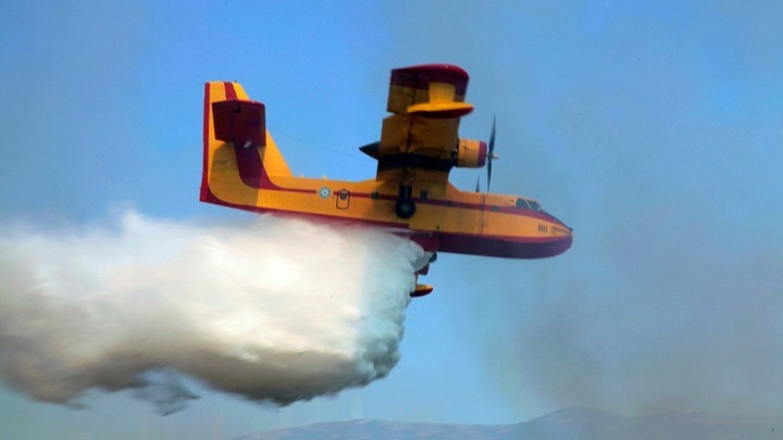 Φωτιά στον Έβρο: Ολονύχτια μάχη με τις φλόγες