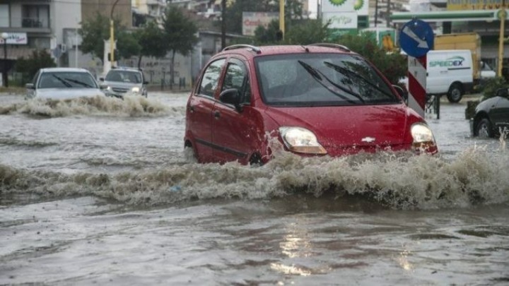 Προβλήματα στη Μακεδονία από την κακοκαιρία – Σε επιφυλακή οι αρχές