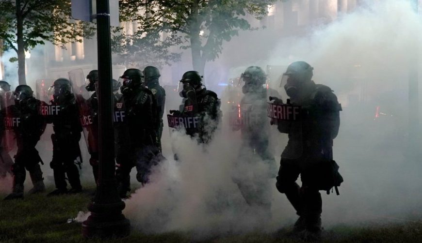 Ουισκόνσιν: Δύο νεκροί στην Κενόσα – Σε κατάσταση έκτακτης ανάγκης η πολιτεία