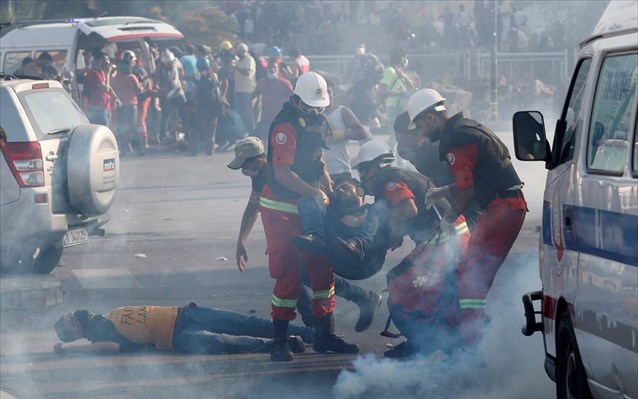 Λίβανος: Νεκρός αστυνομικός στις συγκρούσεις με διαδηλωτές στη Βηρυτό