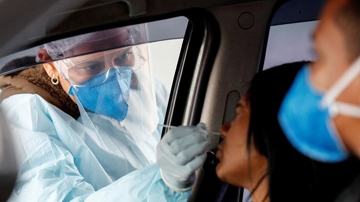 Η Βραζιλία πλησιάζει το συμβολικό όριο των 100.000 θανάτων από Covid-19