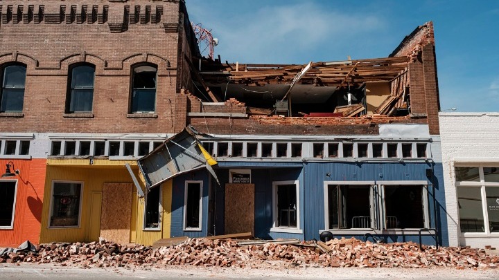 Τουλάχιστον 14 νεκροί από τον κυκλώνα Λόρα στη Λουιζιάνα και το Τέξας