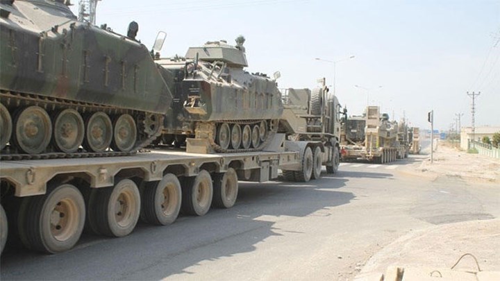 Η Hurriyet και το Anadolu διαψεύδουν τη μεταφορά τουρκικών αρμάτων μάχης στα σύνορα με την Ελλάδα