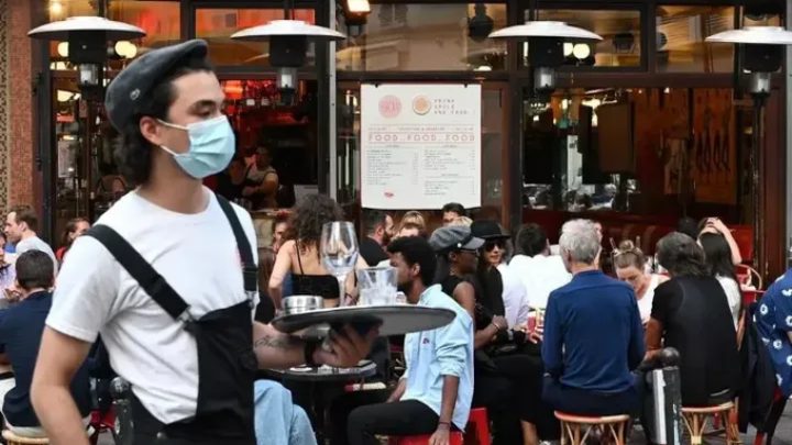 Κοροναϊός: Στις 11 θα κλείνουν τα μπαρ στο Βέλγιο