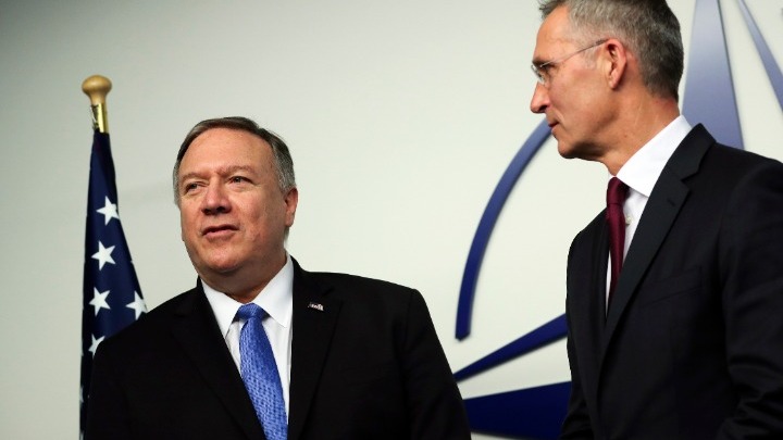 Επικοινωνία Πομπέο-Στόλντενμπεργκ: Χαιρετίζει την επανέναρξη διερευνητικών επαφών με την Τουρκία ο Αμερικανός ΥΠΕΞ