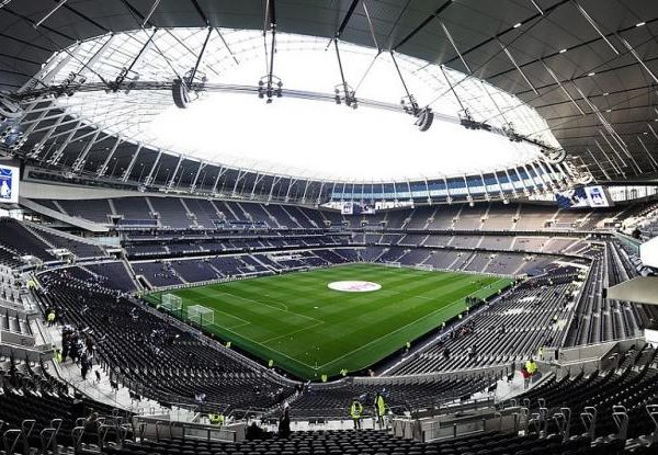 Τα ευρωπαϊκά πρωταθλήματα συνεχίζονται με ντέρμπι