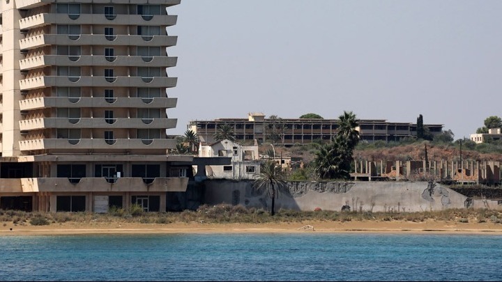 Κύπρος: Κατέρρευσε ο κυβερνητικός συνασπισμός στα κατεχόμενα μετά την ανακοίνωση Ερντογάν για την Αμμόχωστο