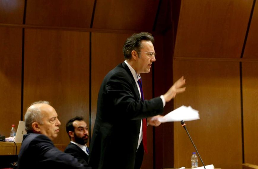 Καμπαγιάννης: Αναστολή των ποινών θα ακυρώσει την απόφαση της 7ης Οκτωβρίου
