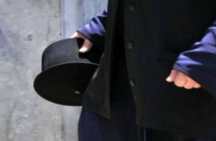 Σήκωσαν μπαϊράκι οι κληρικοί: «Μη αποδεκτή η Ανάσταση το απόγευμα»