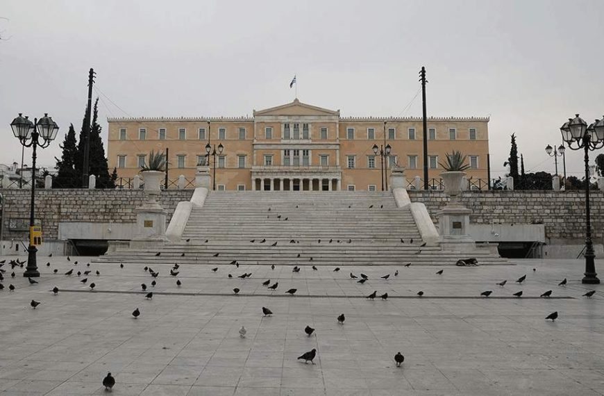 Απερίγραπτο αλαλούμ με τα “έξυπνα μέτρα”: “Δεν ισχύει το όριο των 2 χλμ εντός του δήμου”, λέει ο εκπρόσωπος της ΕΛ.ΑΣ
