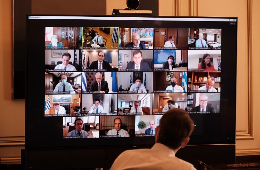 Κι’ όμως, ο φιλοκυβερνητικός Τύπος επιμένει πως επίκειται ανασχηματισμός- Τα σενάρια