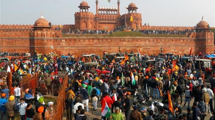 Ινδία: Μεγάλες διαδηλώσεις αγροτών στο Δελχί – Ζητούν δίκαιη πληρωμή για τη σοδειά τους