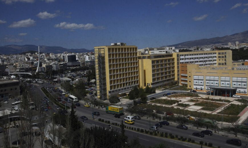 Περιστατικό #MeToo και στις Ενοπλες Δυνάμεις με υψηλόβαθμο αξιωματικό στο 401 ΓΣΝΑ