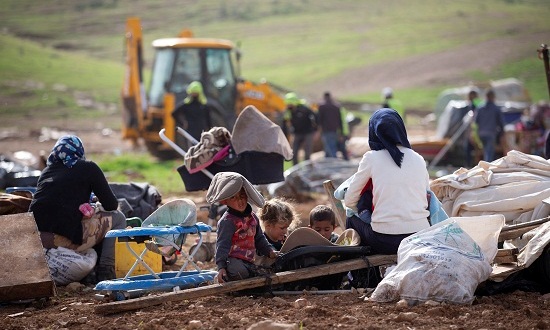 Το Ισραήλ κατεδαφίζει χωριά Παλαιστινίων στη Δυτική Οχθη