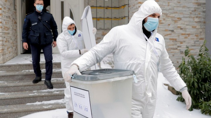 Βαλκάνια: «Κορονοκάλπες» σε Αλβανία – Βουλγαρία