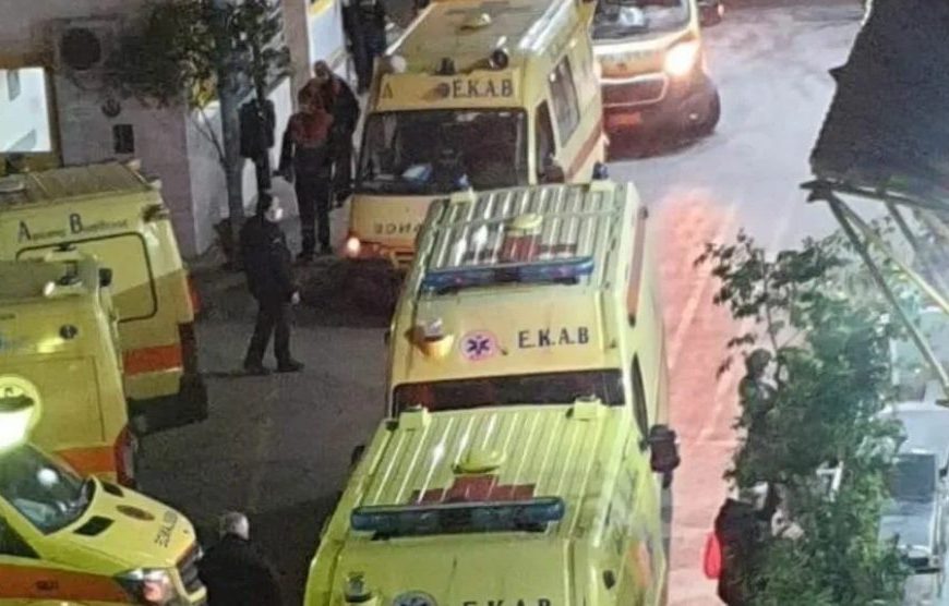 Δύσκολη νύχτα στον «Ευαγγελισμό» – Ουρά ασθενοφόρων