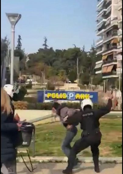 Παραπέμπονται για 5 αδικήματα οι 11 συλληφθέντες της Ν. Σμύρνης – Ελεύθεροι με εντολή εισαγγελέα