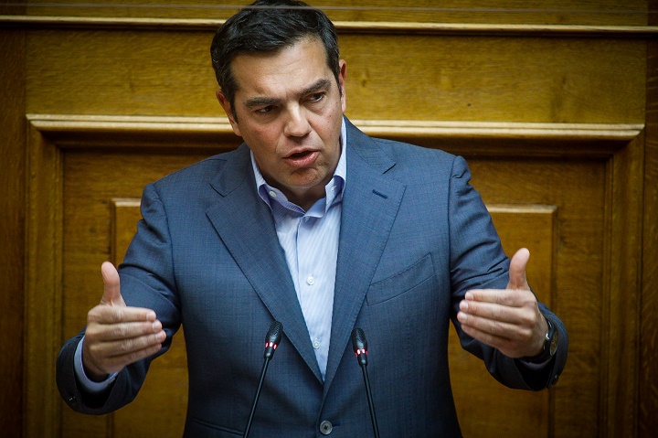Ερώτηση Τσίπρα προς τον πρωθυπουργό: Κρεσέντο αστυνομικής βίας για μέτρα που εσείς δεν τηρείτε