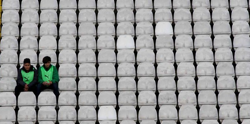 Πώς θα γεμίσει η “άδεια κερκίδα” του ΣΥΡΙΖΑ…