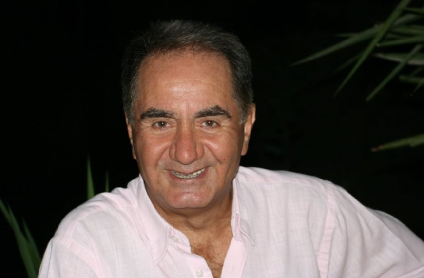 Κατσανέβας: Νοσηλεύεται διασωληνωμένος με κοροναϊό