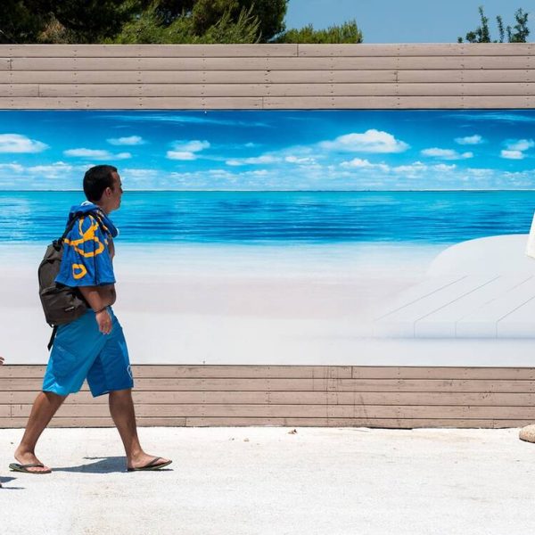 Ακριβές για τους Έλληνες οι διακοπές στην Ελλάδα