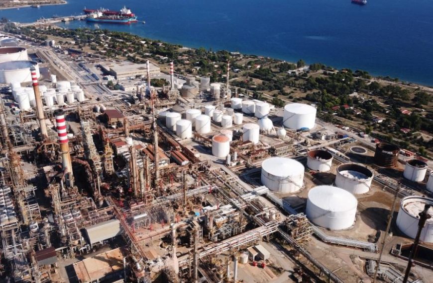 Κατασβέσθη η φωτιά στις εγκαταστάσεις της Motor Oil