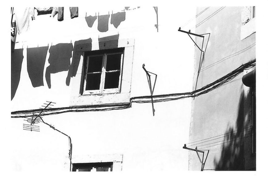 Στον ίσκιο της πυρκαγιάς, στο φως της Ιστορίας