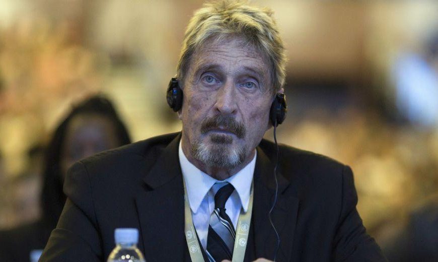 Τζον ΜακΆφι: H ζωή και το τέλος του αμφιλεγόμενου μεγιστάνα, δημιουργού του&hellip;