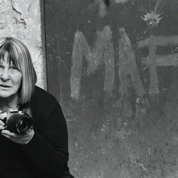 Λετίτσια Μπατάλια, η φωτογράφος που “αιχμαλώτισε” την σικελική μαφία (εικόνες)