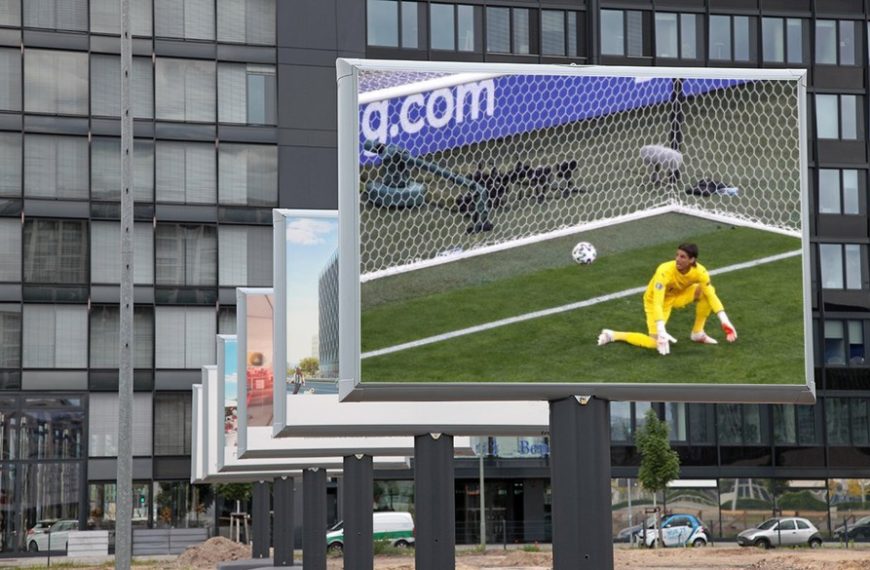 ΣΥΡΙΖΑ: Η λατρεία του… αυτογκόλ!